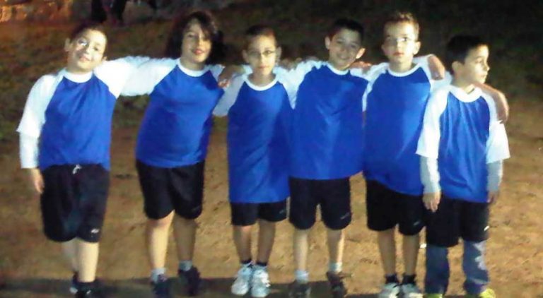 הפעלות לבנים